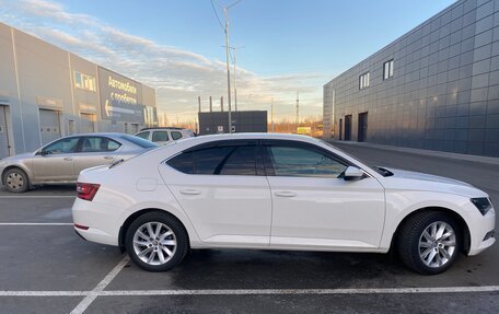 Skoda Superb III рестайлинг, 2018 год, 2 280 000 рублей, 8 фотография