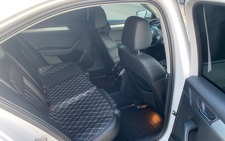 Skoda Superb III рестайлинг, 2018 год, 2 280 000 рублей, 13 фотография