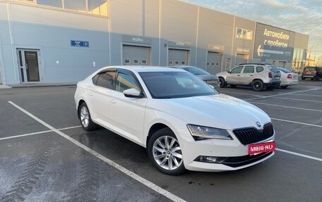 Skoda Superb III рестайлинг, 2018 год, 2 280 000 рублей, 9 фотография