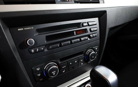 BMW 3 серия, 2011 год, 875 000 рублей, 16 фотография