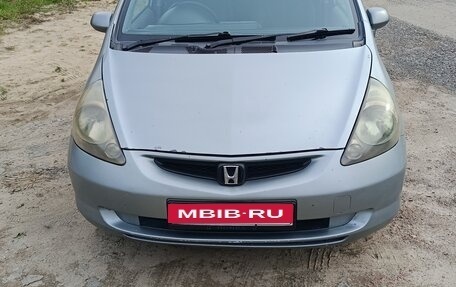 Honda Fit III, 2003 год, 365 000 рублей, 2 фотография