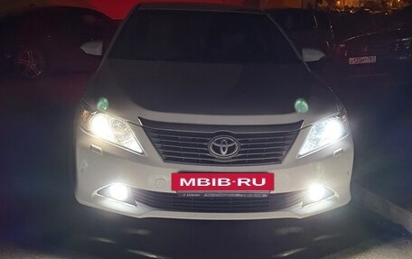 Toyota Camry, 2013 год, 1 650 000 рублей, 2 фотография