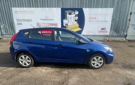 Hyundai Solaris II рестайлинг, 2012 год, 850 000 рублей, 3 фотография