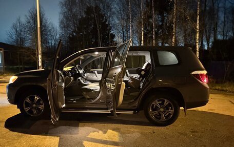 Toyota Highlander III, 2010 год, 1 750 000 рублей, 6 фотография