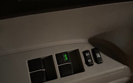 Toyota Highlander III, 2010 год, 1 750 000 рублей, 28 фотография