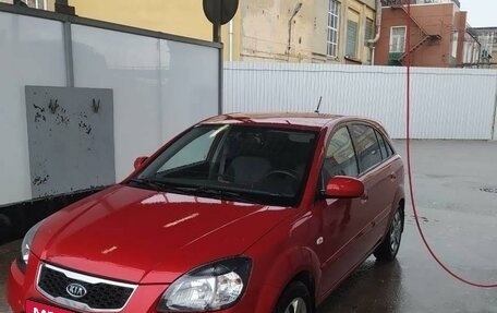 KIA Rio II, 2011 год, 650 000 рублей, 2 фотография