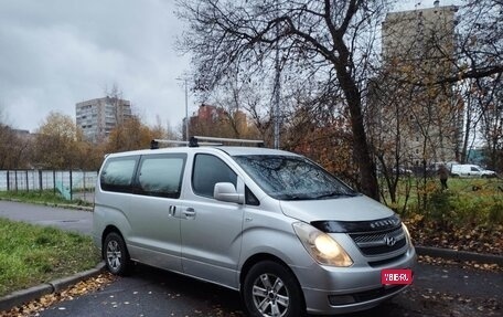 Hyundai Grand Starex Grand Starex I рестайлинг 2, 2010 год, 1 350 000 рублей, 1 фотография