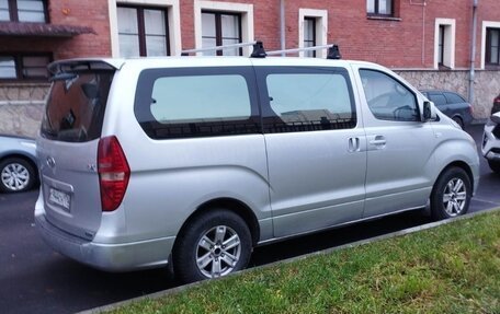 Hyundai Grand Starex Grand Starex I рестайлинг 2, 2010 год, 1 350 000 рублей, 4 фотография