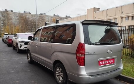 Hyundai Grand Starex Grand Starex I рестайлинг 2, 2010 год, 1 350 000 рублей, 7 фотография