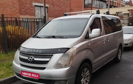 Hyundai Grand Starex Grand Starex I рестайлинг 2, 2010 год, 1 350 000 рублей, 6 фотография