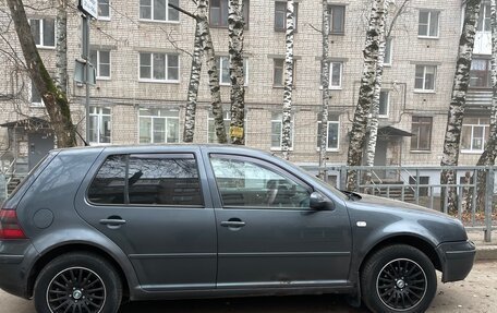 Volkswagen Golf IV, 2001 год, 400 000 рублей, 3 фотография