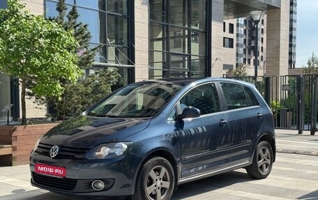 Volkswagen Golf Plus II, 2011 год, 750 000 рублей, 1 фотография