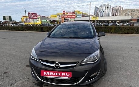 Opel Astra J, 2013 год, 950 000 рублей, 9 фотография