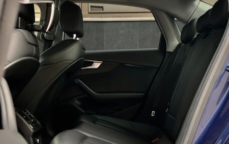 Audi A4, 2016 год, 2 400 000 рублей, 28 фотография