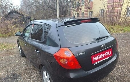 KIA cee'd I рестайлинг, 2009 год, 650 000 рублей, 6 фотография