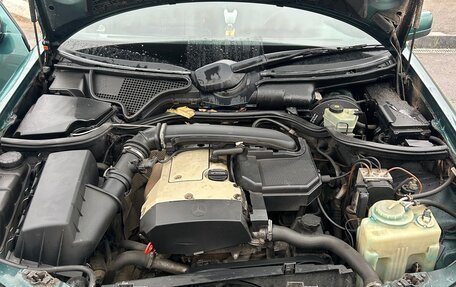 Mercedes-Benz E-Класс, 1997 год, 300 000 рублей, 6 фотография