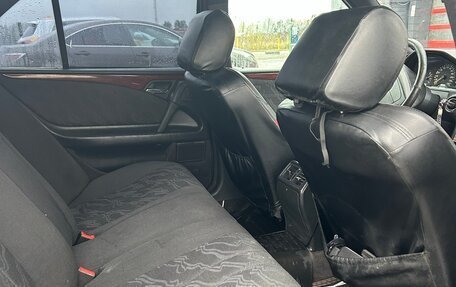 Mercedes-Benz E-Класс, 1997 год, 300 000 рублей, 9 фотография