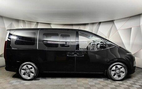 Hyundai Staria, 2023 год, 5 100 000 рублей, 4 фотография