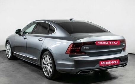 Volvo S90 II рестайлинг, 2019 год, 2 940 000 рублей, 7 фотография