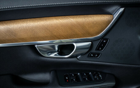 Volvo S90 II рестайлинг, 2019 год, 2 940 000 рублей, 18 фотография