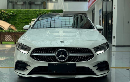 Mercedes-Benz C-Класс, 2022 год, 2 600 000 рублей, 3 фотография