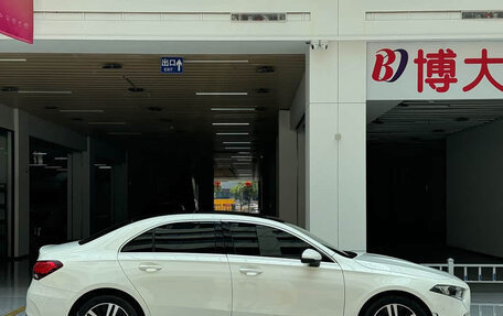 Mercedes-Benz C-Класс, 2022 год, 2 600 000 рублей, 4 фотография