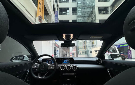 Mercedes-Benz C-Класс, 2022 год, 2 600 000 рублей, 14 фотография