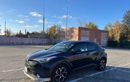 Toyota C-HR I рестайлинг, 2017 год, 2 150 000 рублей, 1 фотография
