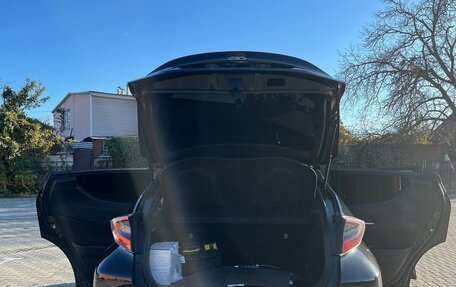 Toyota C-HR I рестайлинг, 2017 год, 2 150 000 рублей, 13 фотография