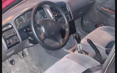 Toyota Avensis III рестайлинг, 1999 год, 370 000 рублей, 6 фотография