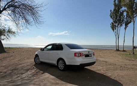 Volkswagen Jetta VI, 2010 год, 835 000 рублей, 7 фотография