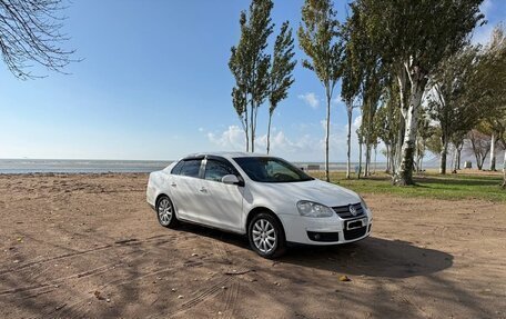 Volkswagen Jetta VI, 2010 год, 835 000 рублей, 8 фотография