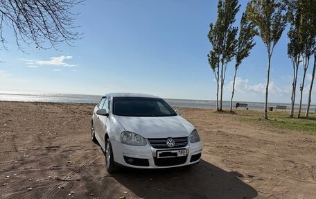 Volkswagen Jetta VI, 2010 год, 835 000 рублей, 10 фотография