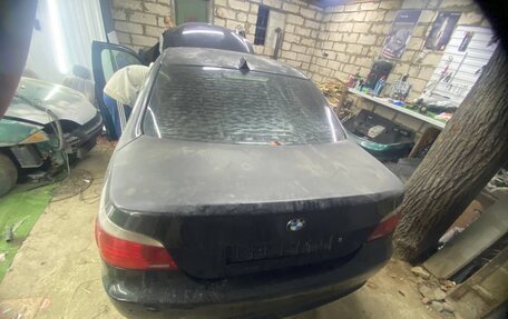 BMW 5 серия, 2004 год, 550 000 рублей, 3 фотография