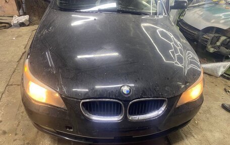 BMW 5 серия, 2004 год, 550 000 рублей, 2 фотография