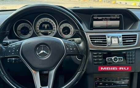 Mercedes-Benz E-Класс, 2013 год, 2 200 000 рублей, 21 фотография