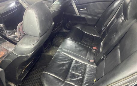 BMW 5 серия, 2004 год, 550 000 рублей, 9 фотография