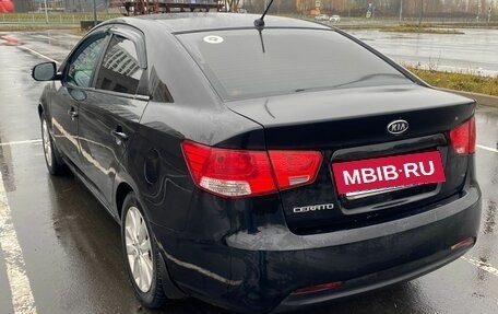 KIA Cerato III, 2010 год, 700 000 рублей, 3 фотография