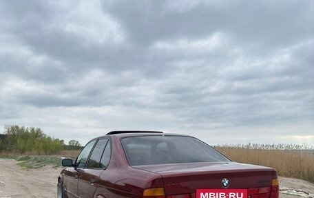 BMW 5 серия, 1994 год, 737 000 рублей, 3 фотография