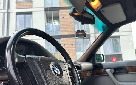 BMW 5 серия, 1994 год, 737 000 рублей, 28 фотография