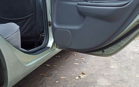 Toyota Avensis III рестайлинг, 1999 год, 450 000 рублей, 5 фотография