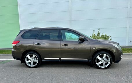 Nissan Pathfinder, 2014 год, 1 570 000 рублей, 7 фотография