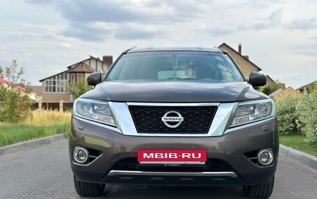Nissan Pathfinder, 2014 год, 1 570 000 рублей, 2 фотография