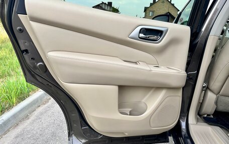 Nissan Pathfinder, 2014 год, 1 570 000 рублей, 23 фотография