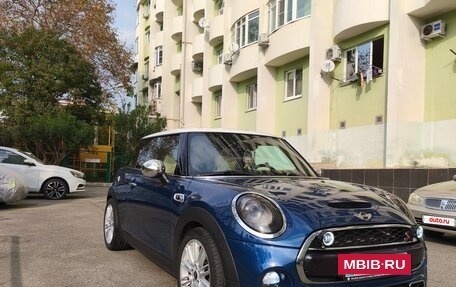 MINI Hatch, 2017 год, 2 400 000 рублей, 2 фотография