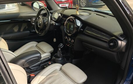 MINI Hatch, 2017 год, 2 400 000 рублей, 15 фотография