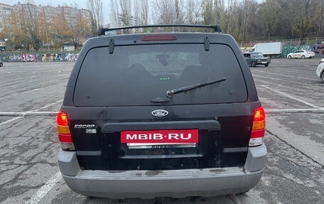 Ford Escape II, 2001 год, 260 000 рублей, 6 фотография