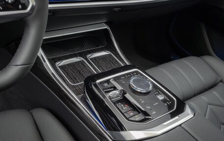 BMW 7 серия, 2025 год, 17 500 000 рублей, 15 фотография