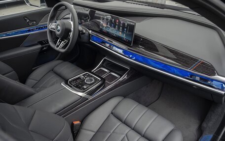 BMW 7 серия, 2025 год, 17 500 000 рублей, 20 фотография