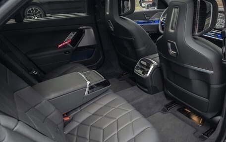 BMW 7 серия, 2025 год, 17 500 000 рублей, 29 фотография